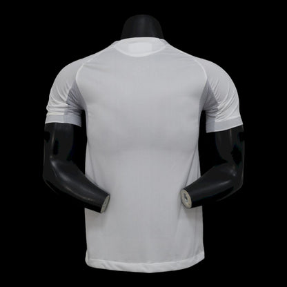 Real Madrid Maillot Domicile 25/26 – Version Player